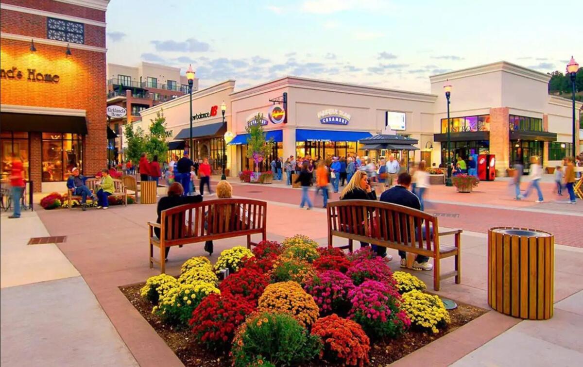 Apartment 3 Bedroom Vy2901-5, Sleeps 11, Between Strip & Sdc Branson