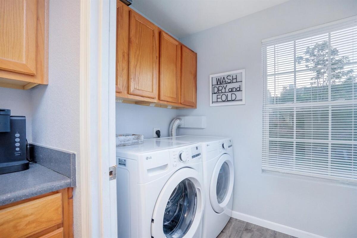3 Bedroom Vy2901-5, Sleeps 11, Between Strip & Sdc Apartment Branson