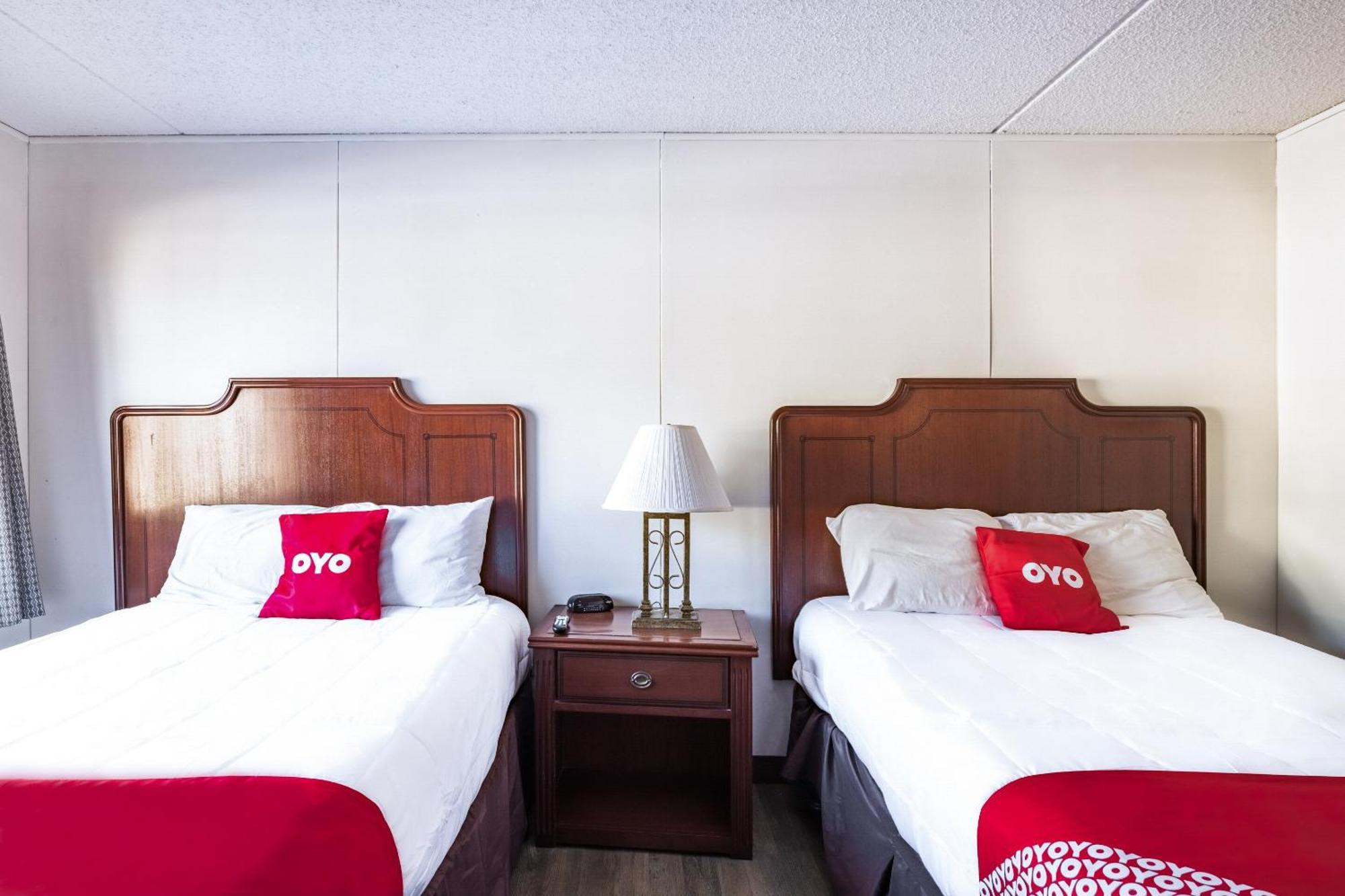 Hotel Oyo Windmill Branson