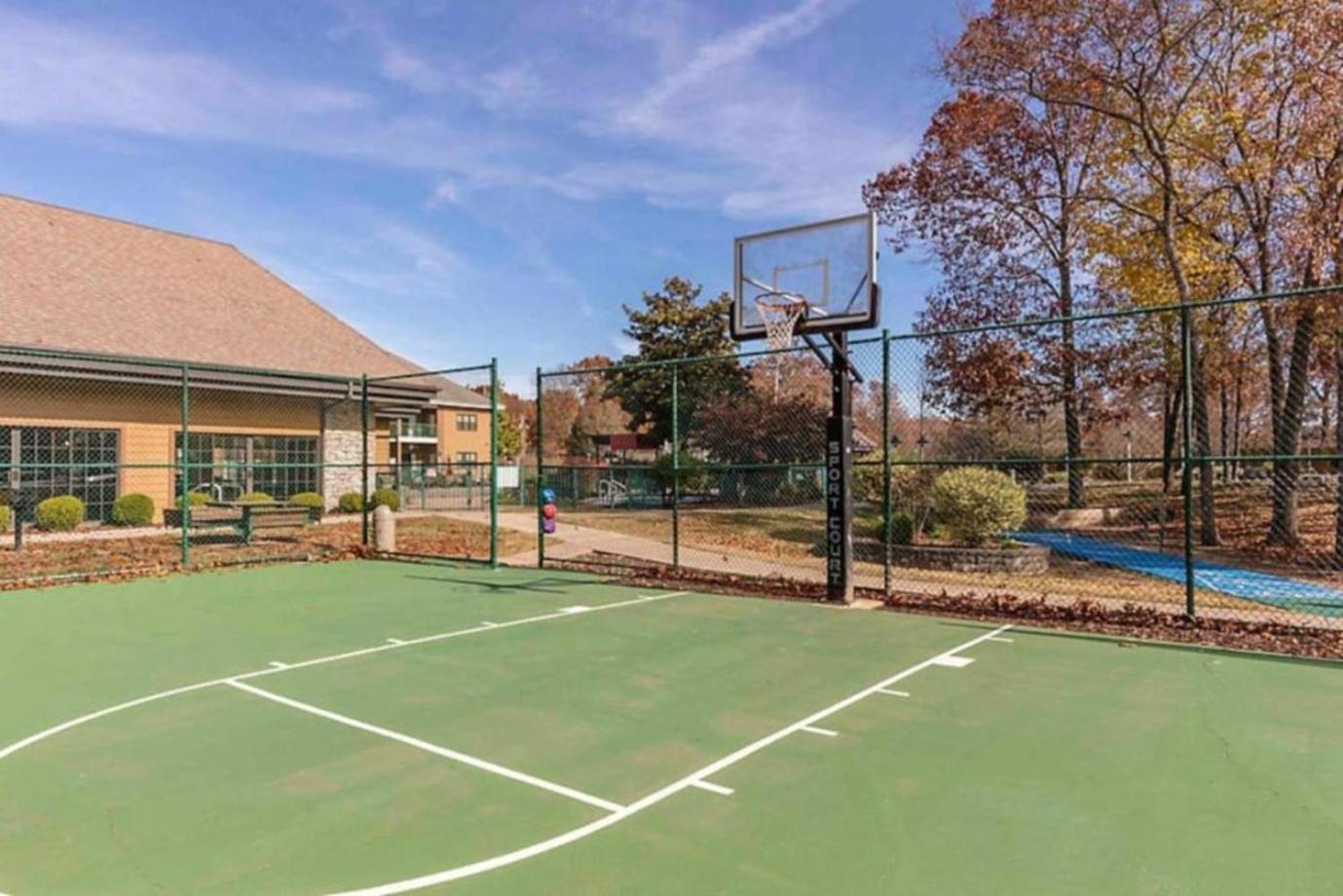 Holiday home Family Fun In In A 2bd Vacation With Lots Of Amenities