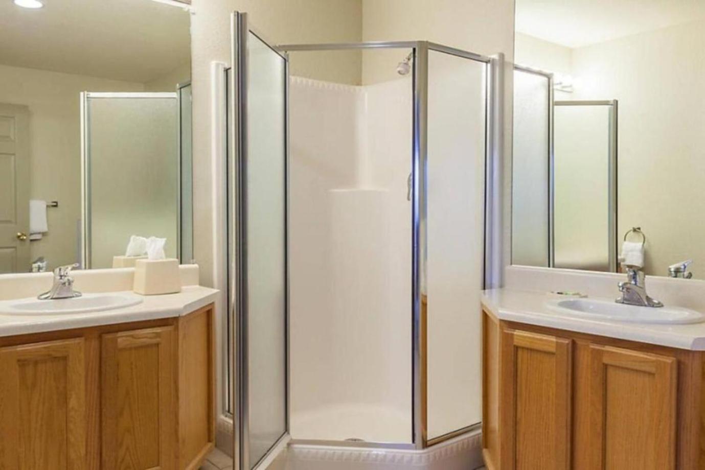 Family Fun In In A 2bd Vacation With Lots Of Amenities