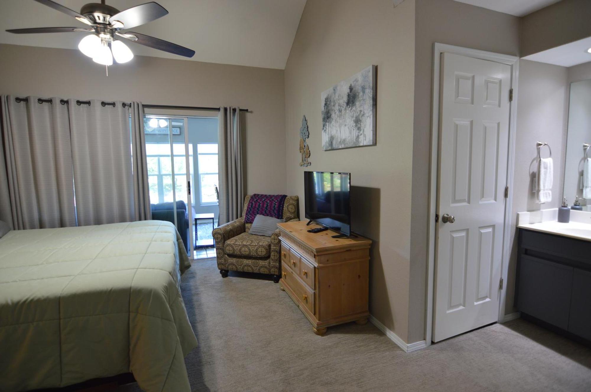 Anglers Pointe Apartment *