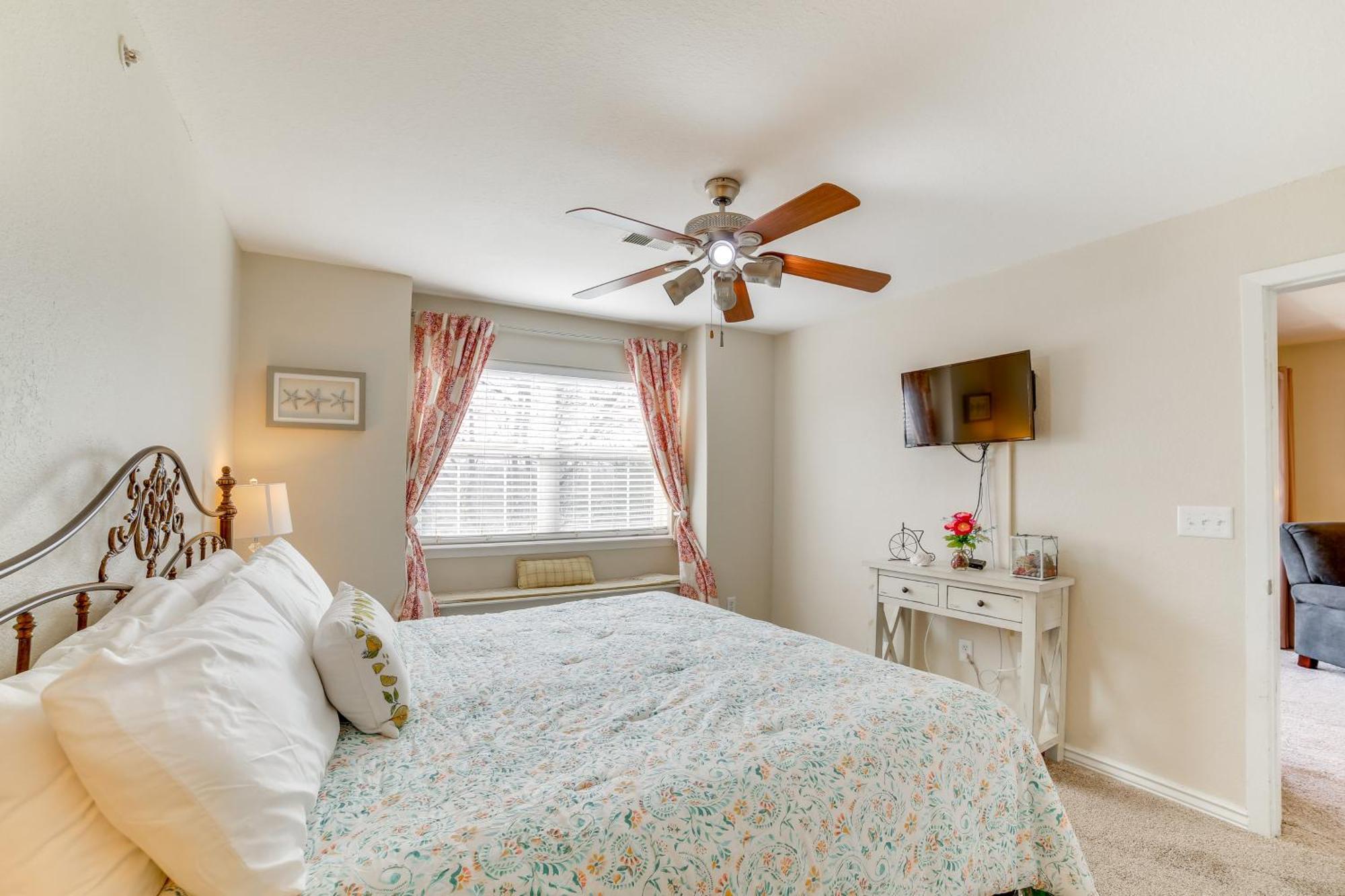 Apartment With Balcony, Near Silver Dollar City! Branson