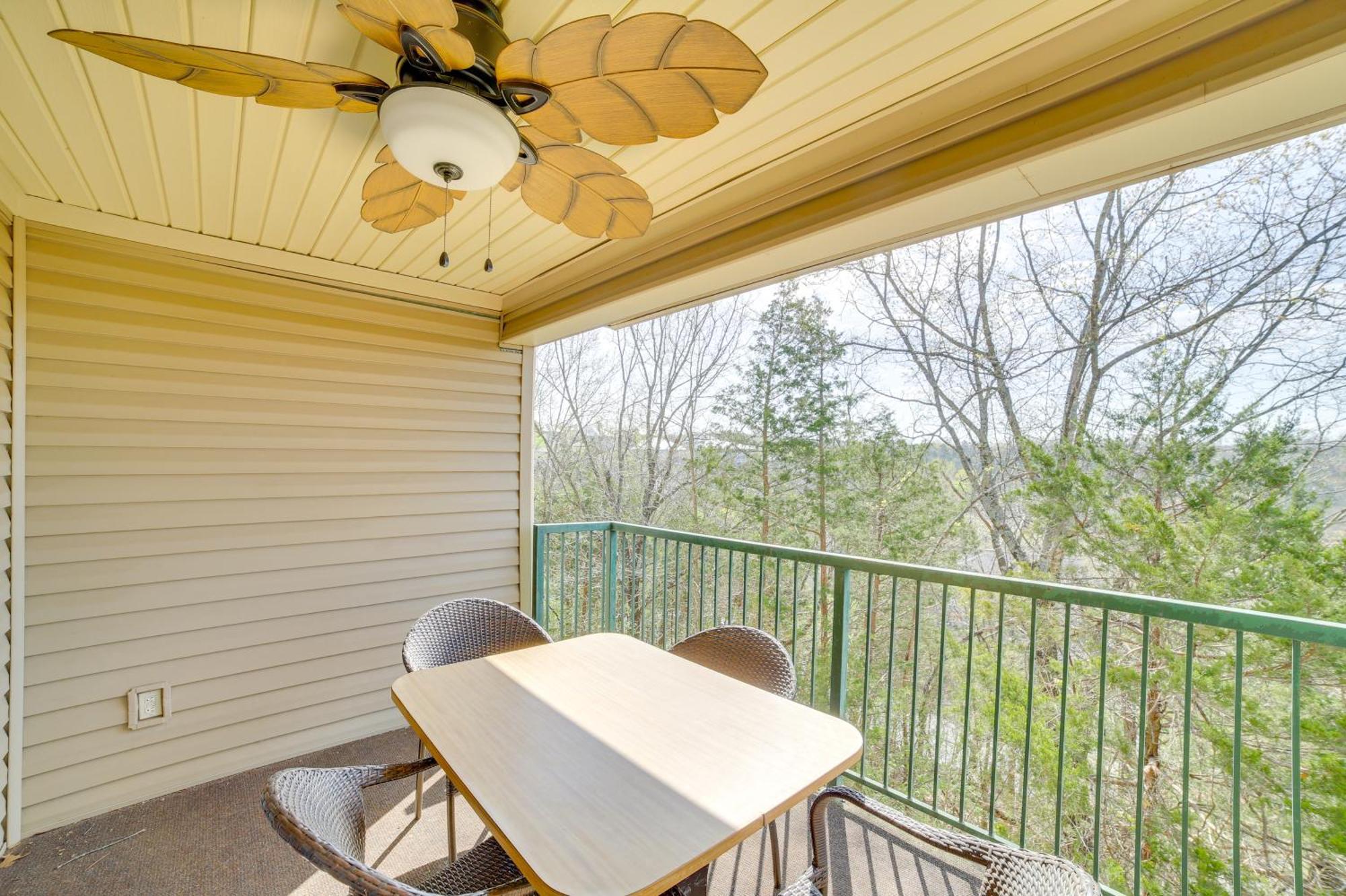 With Balcony, Near Silver Dollar City!