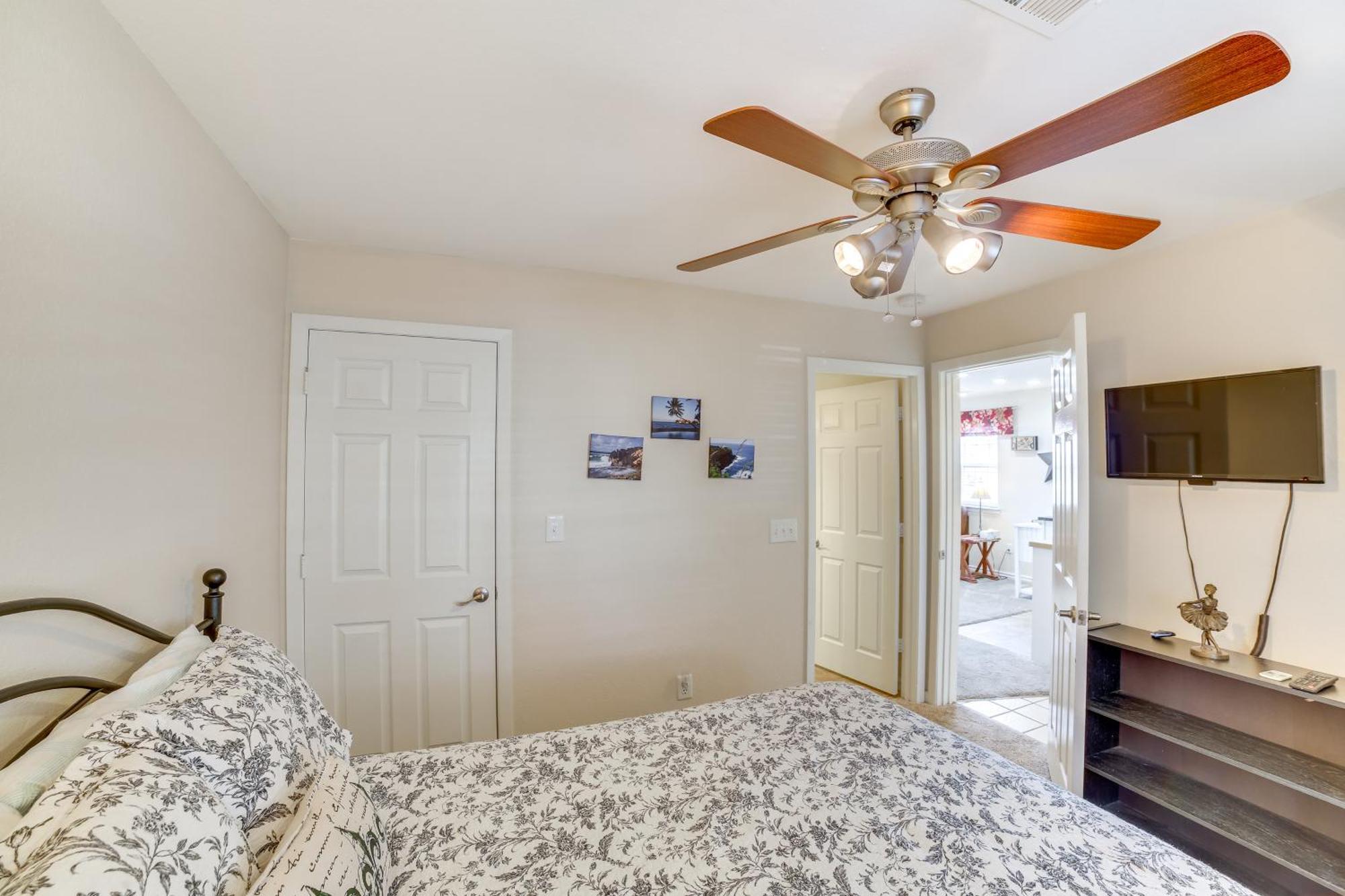 With Balcony, Near Silver Dollar City! Apartment Branson