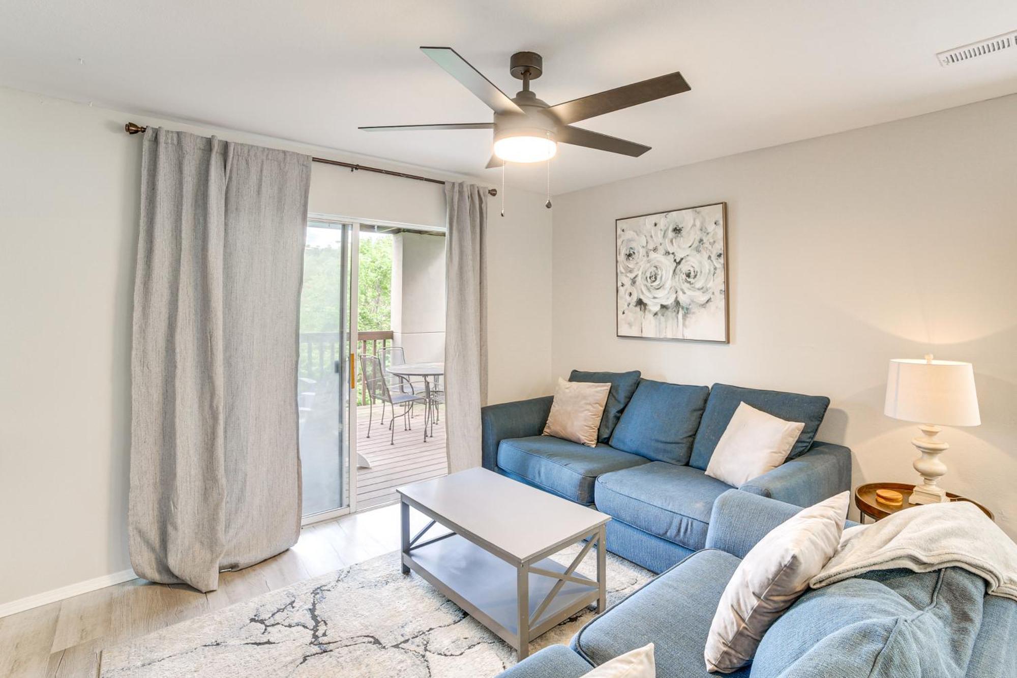Apartment Escape With Pool Access, Grill And Balcony! Branson
