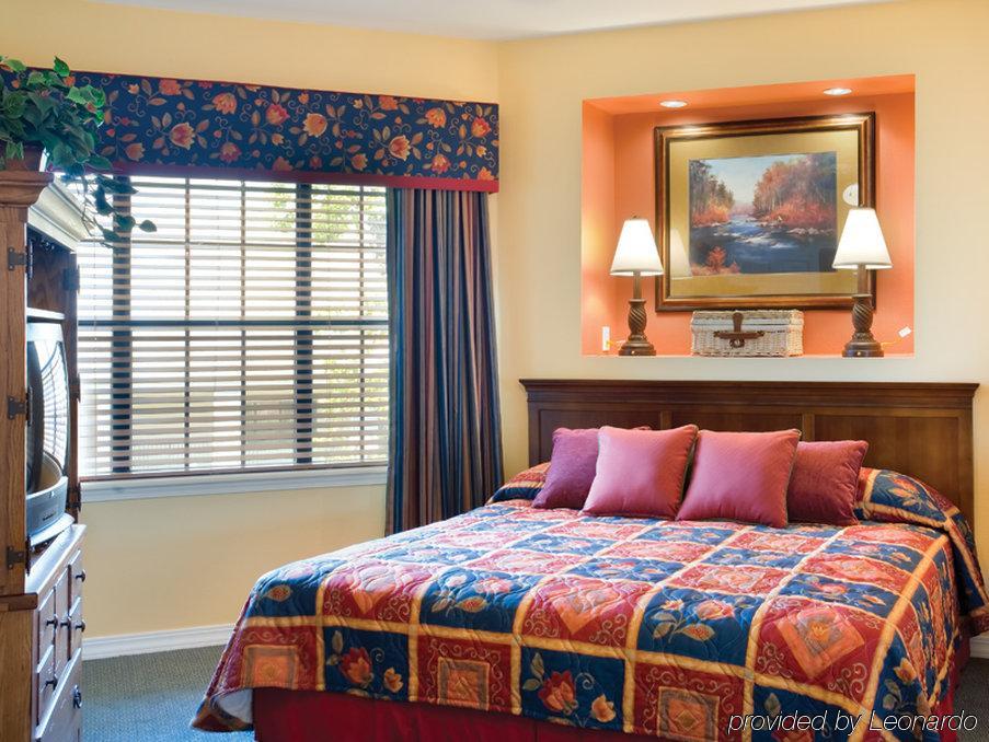 Bluegreen Vacations The Falls Village, An Ascend 3*