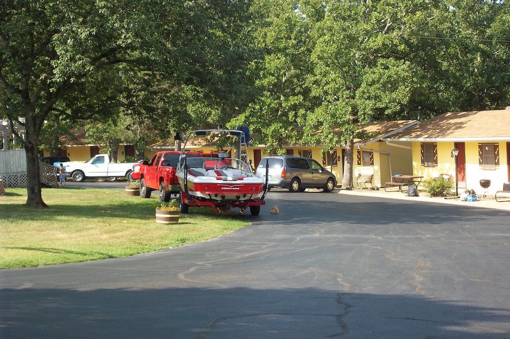 Golden Arrow Branson