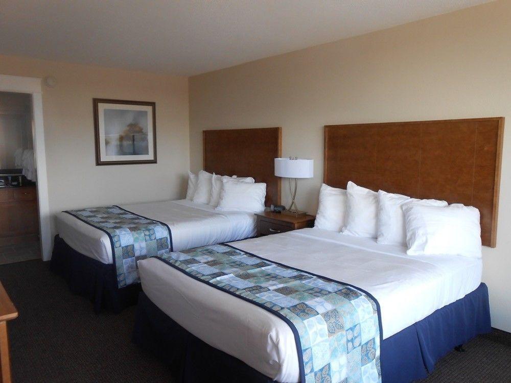 Hotel Red Lion & 3*