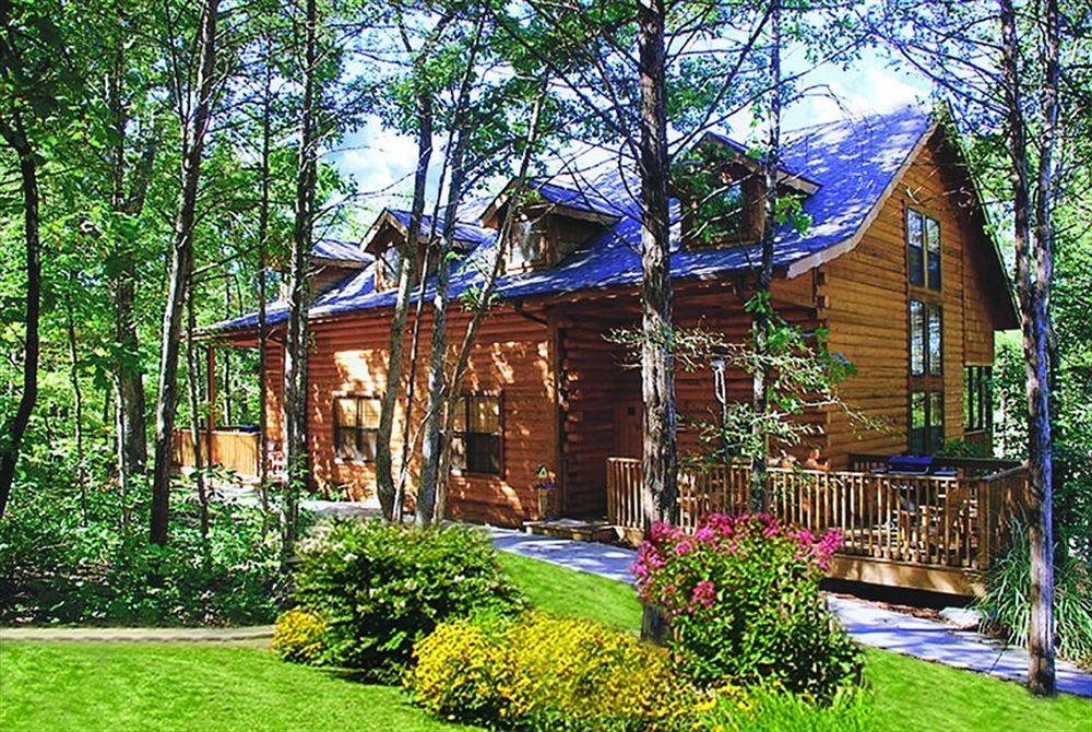 At Grand Mountain By Thousand Hills Lodge