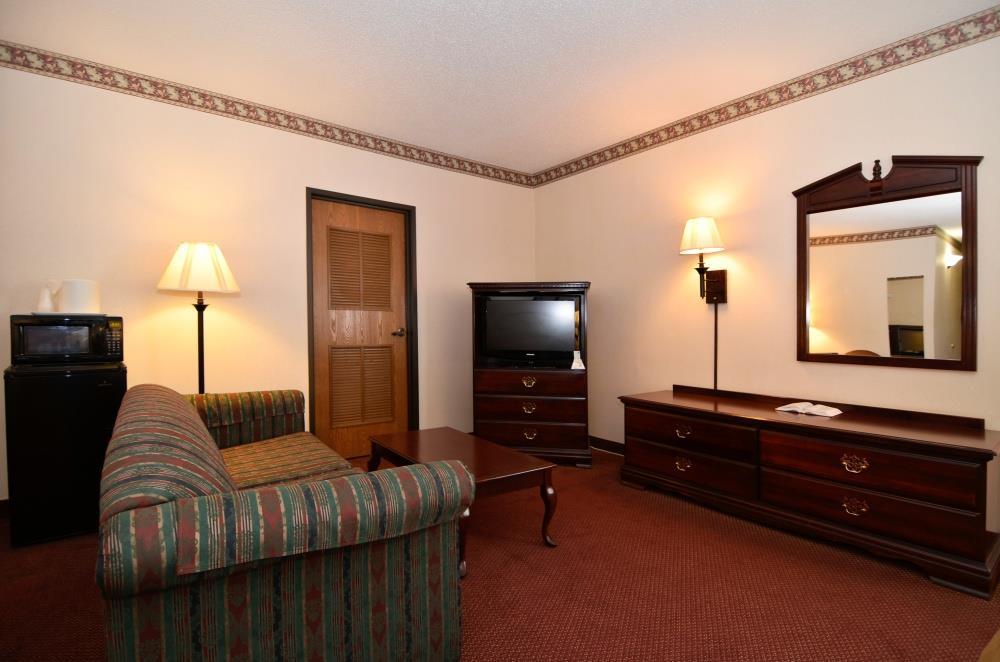 Western Music Capital Hotel
