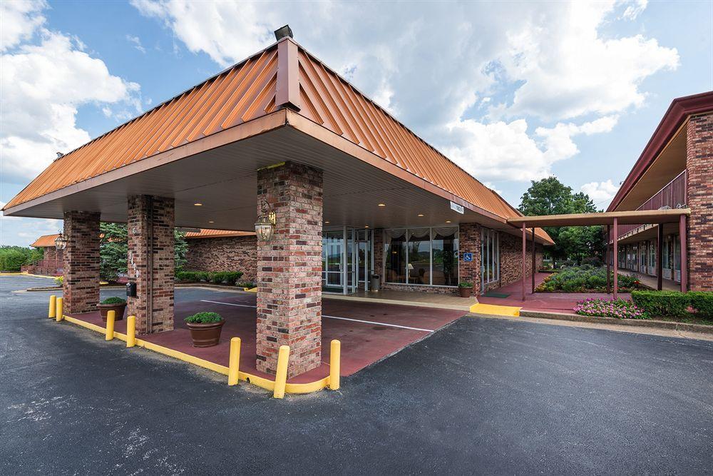 Hotel Red Lion &