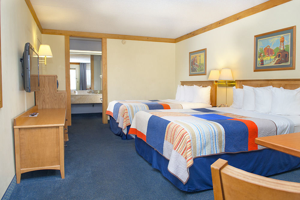 Grand Country Waterpark Hotel Branson