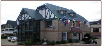 Stratford House Motel 3*