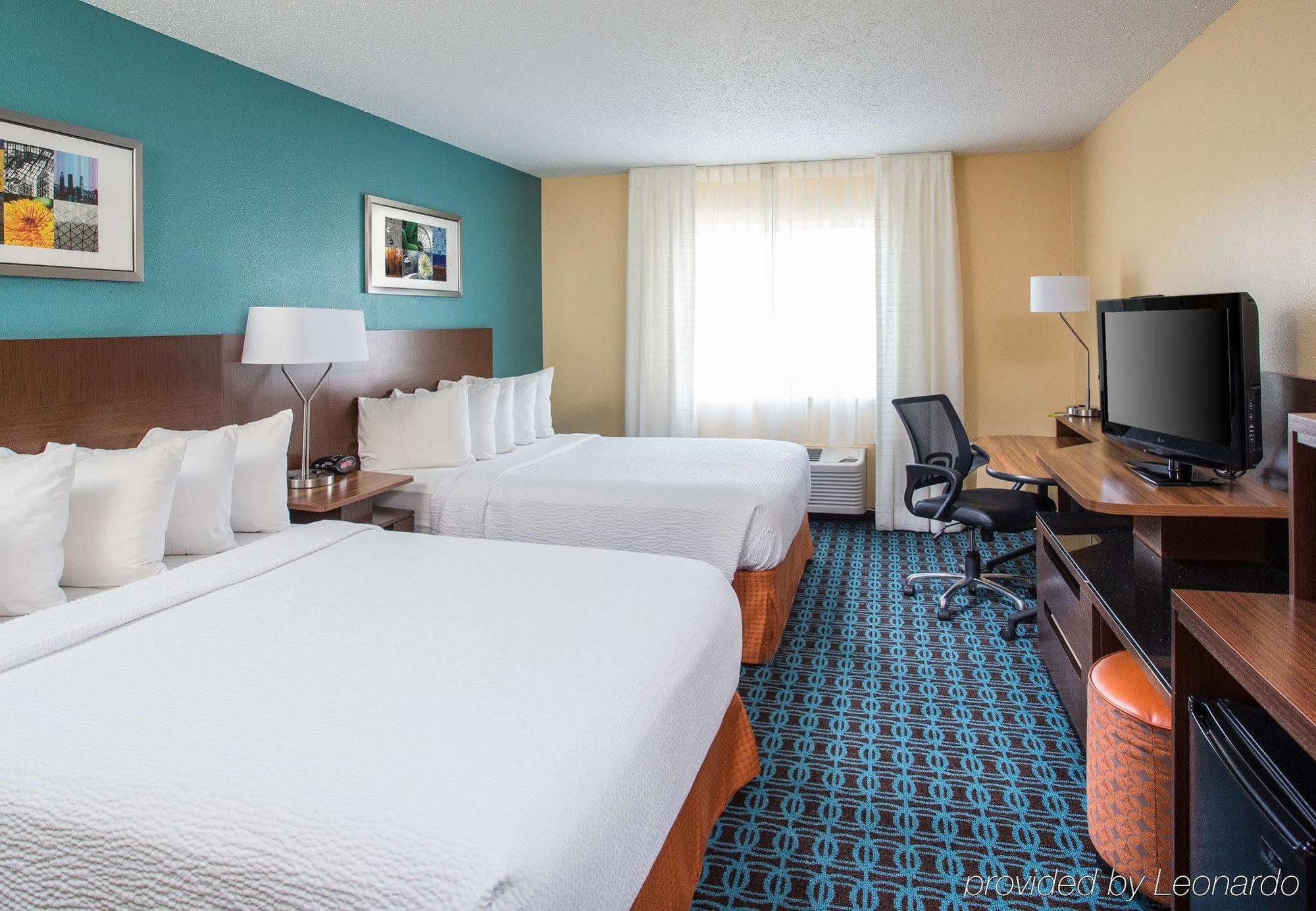Hotel Fairfield & By Marriott 3*