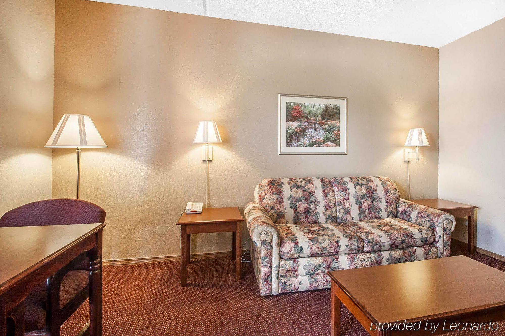 Inn Quality West