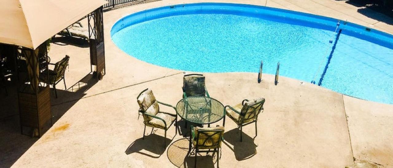 Presley's Penthouse Apartment Branson