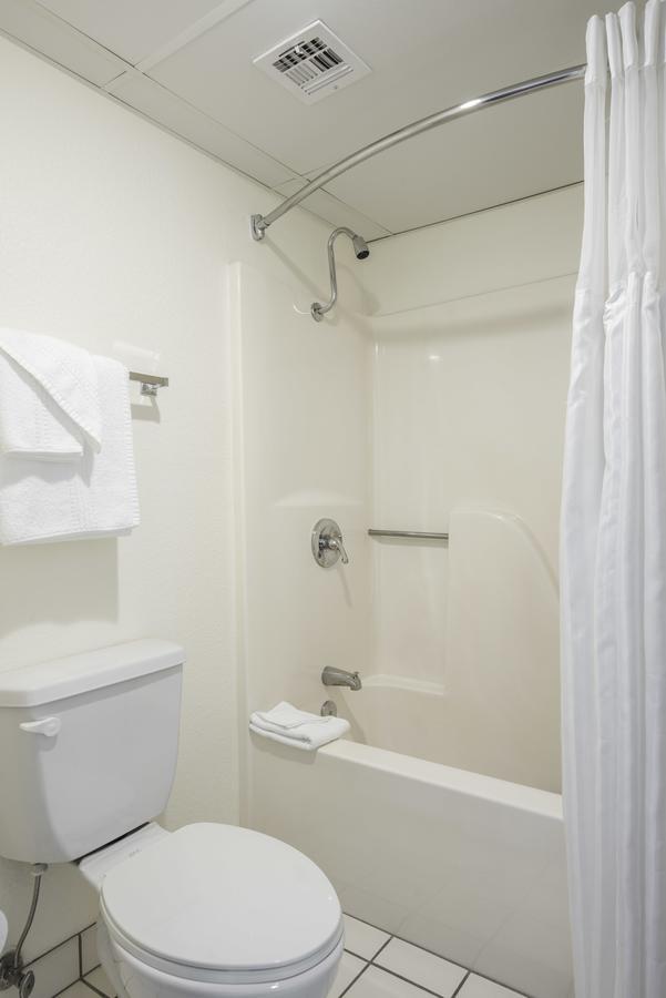 Motel Branson's 2*