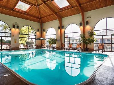 Western Music Capital Hotel 3*