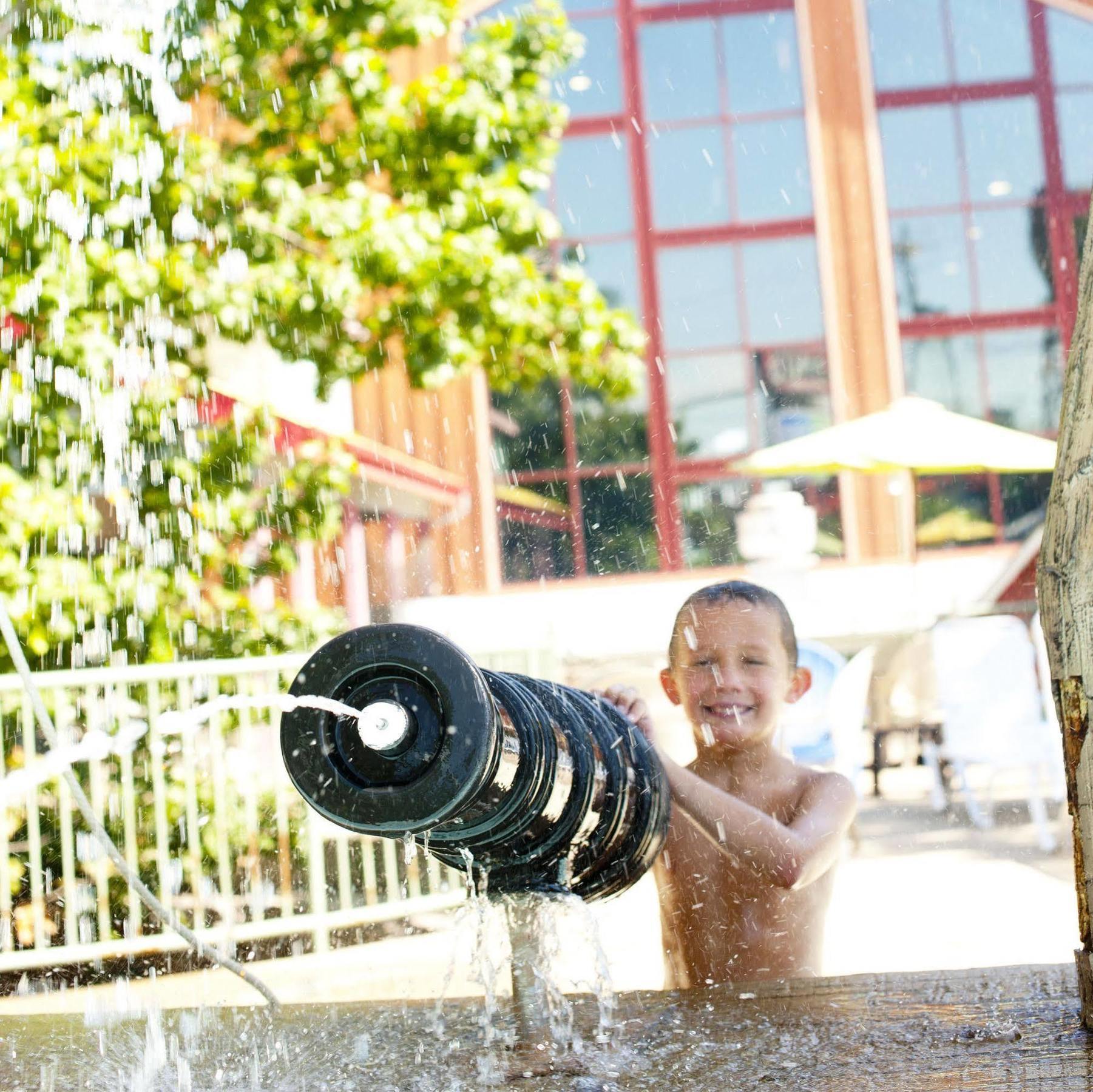Hotel Grand Country Waterpark