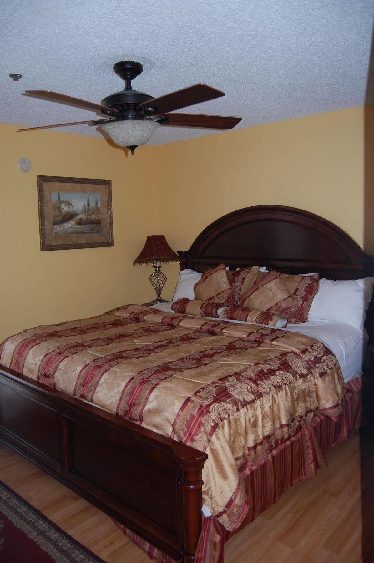 Hotel Days By Wyndham Branson/near The Strip Branson