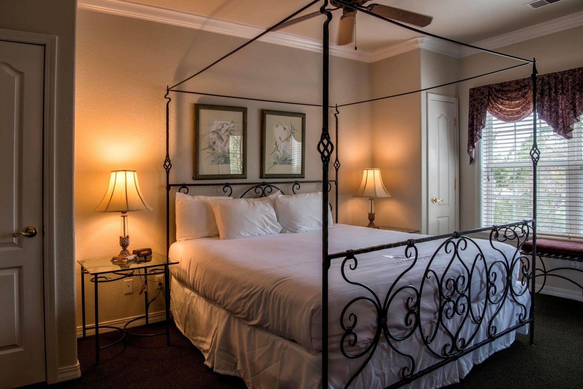 French Quarter Resort