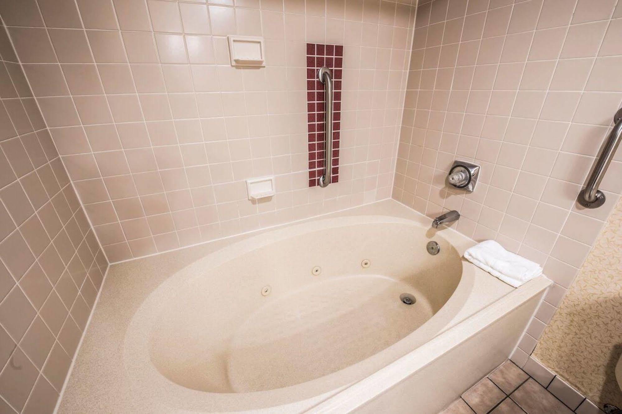 Of The Ozarks Hotel Branson