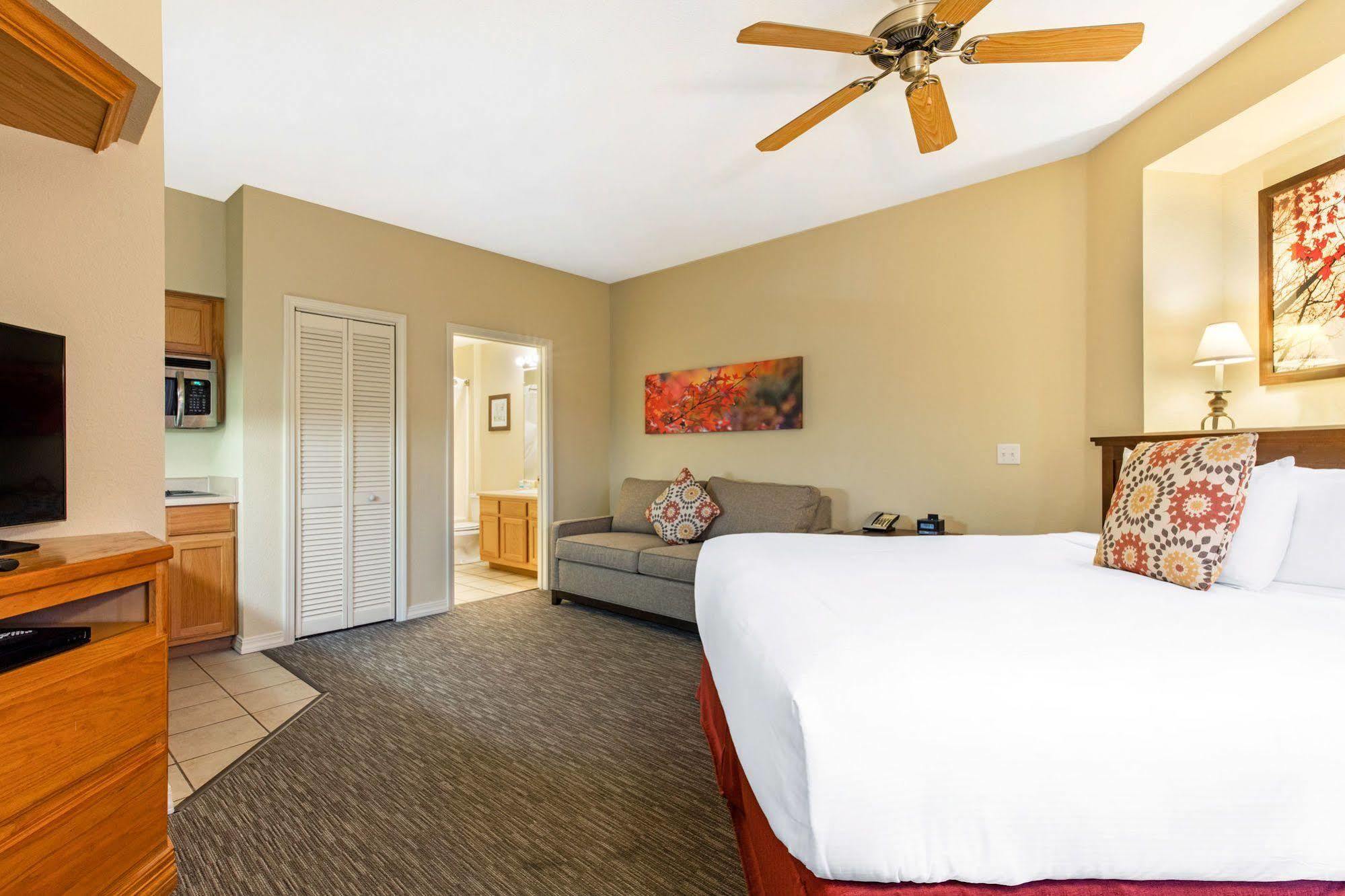 Bluegreen Vacations The Falls Village, An Ascend Hotel