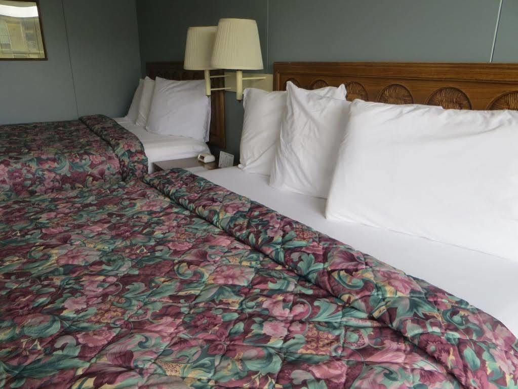 Greenbrier - Hotel Branson