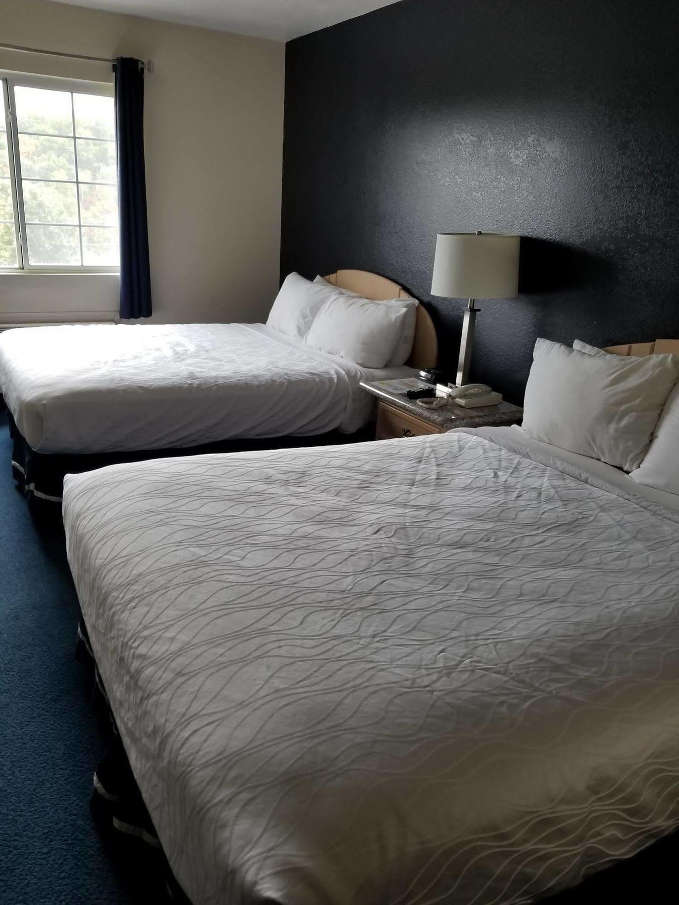 Rodeway Branson, Brick House Inn Branson