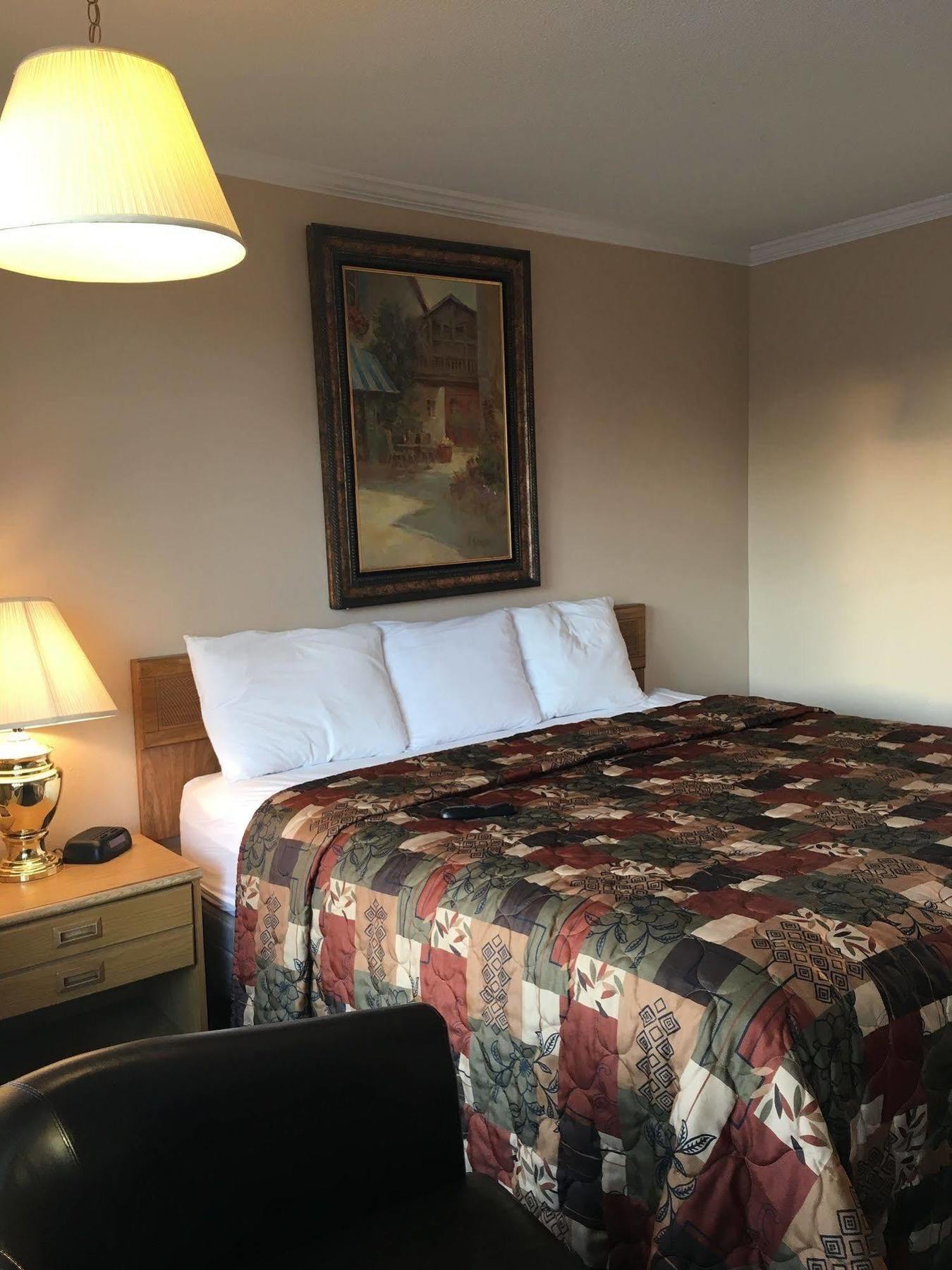 Oak Grove Inn 3*