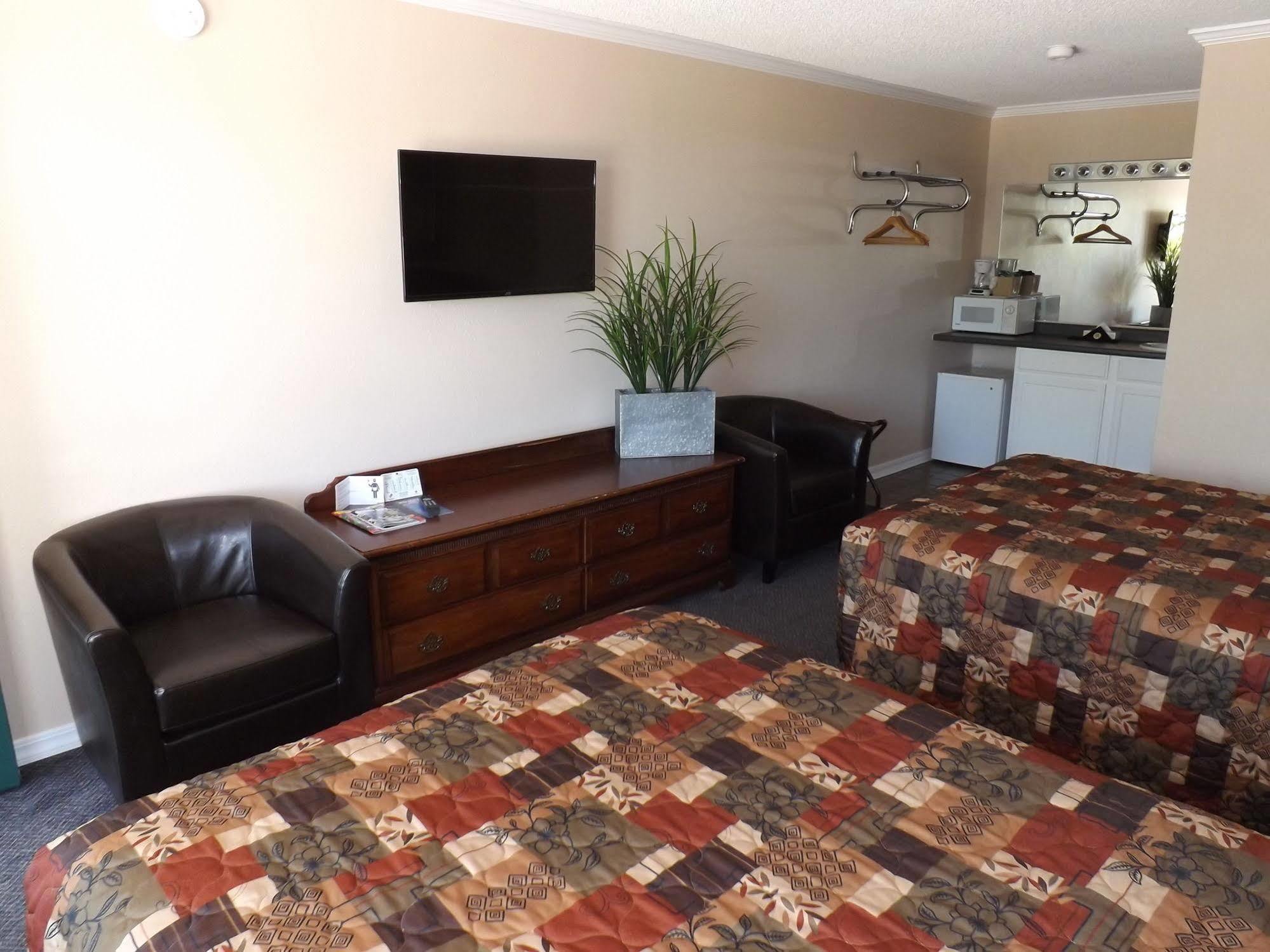 Inn Oak Grove 3*