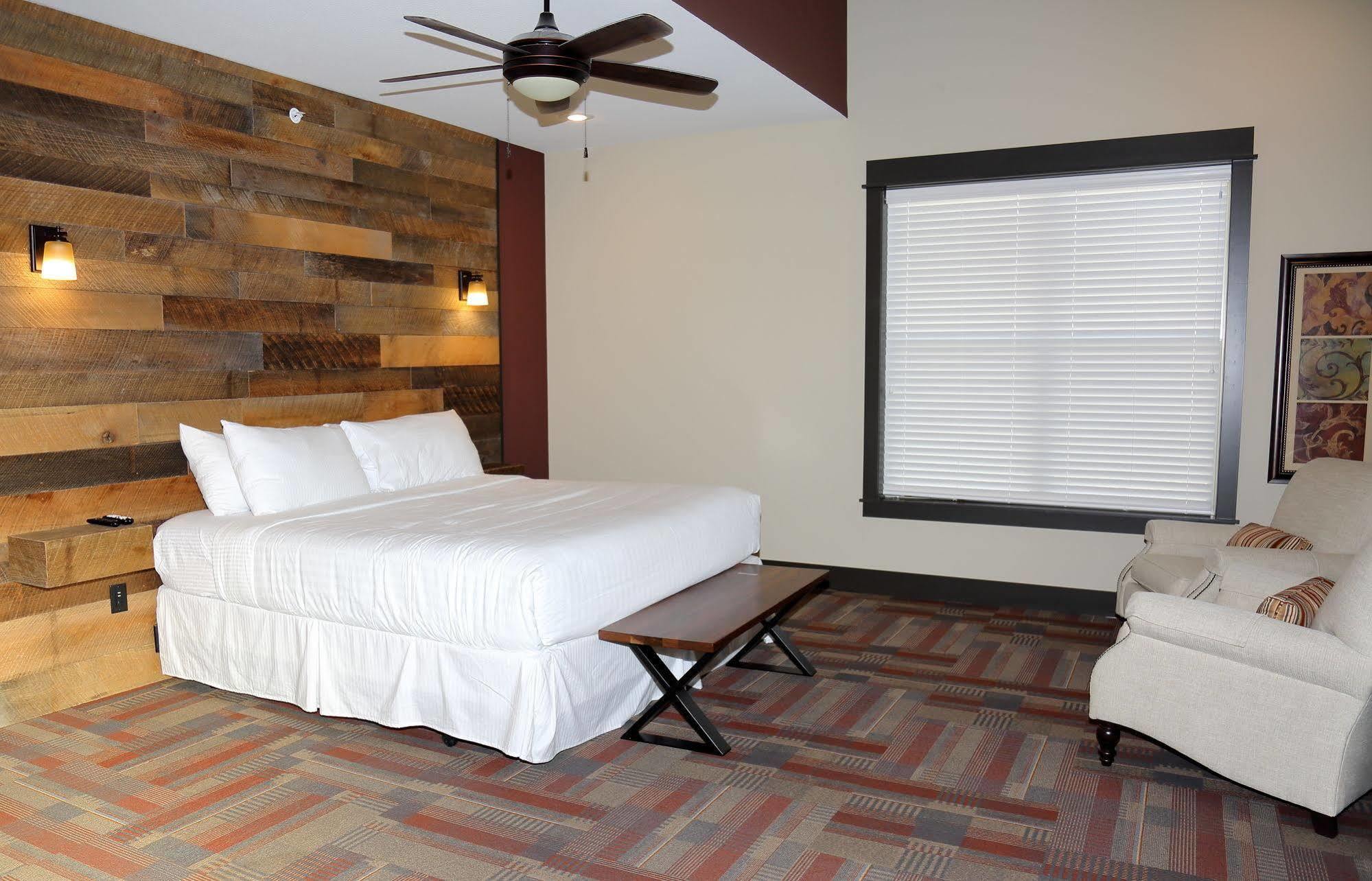 Antlers Lodge