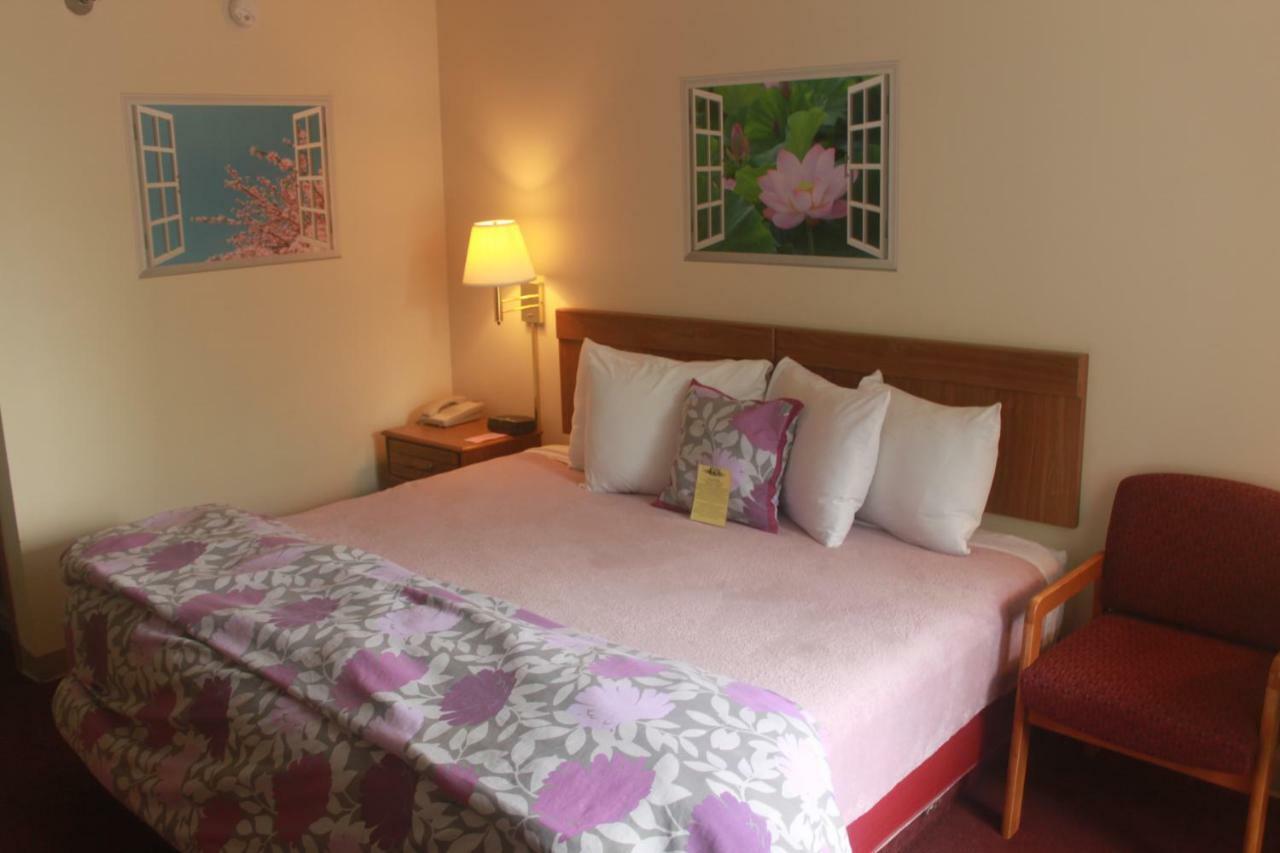 Ozark Valley Inn