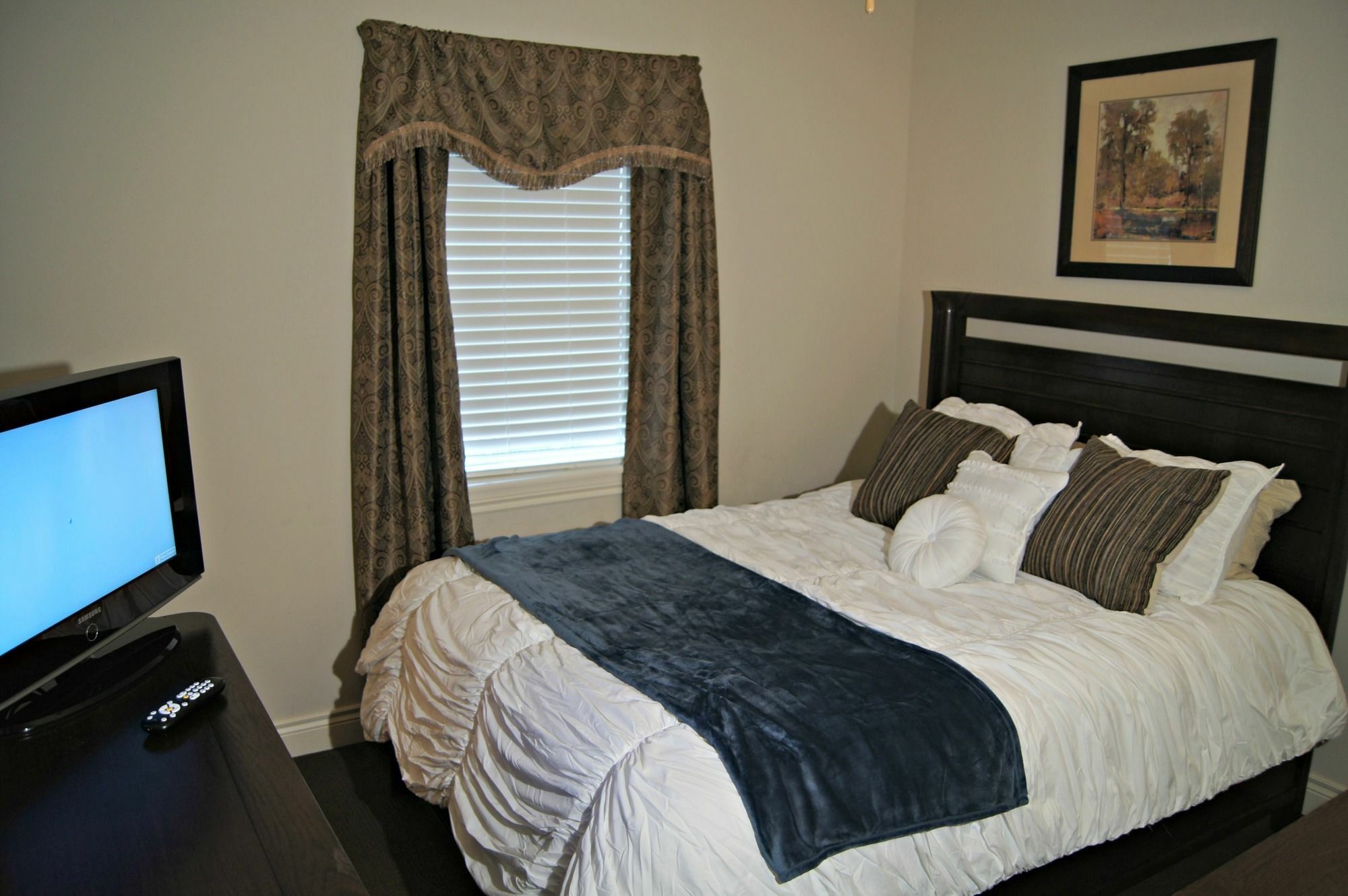 Hotel Nightly 4*