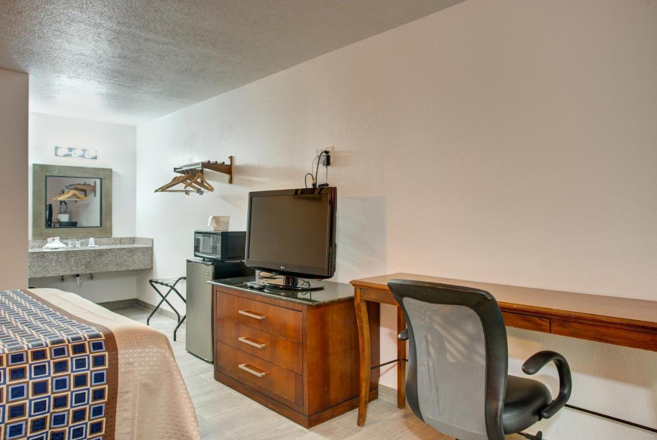 Good Shepherd Motel *