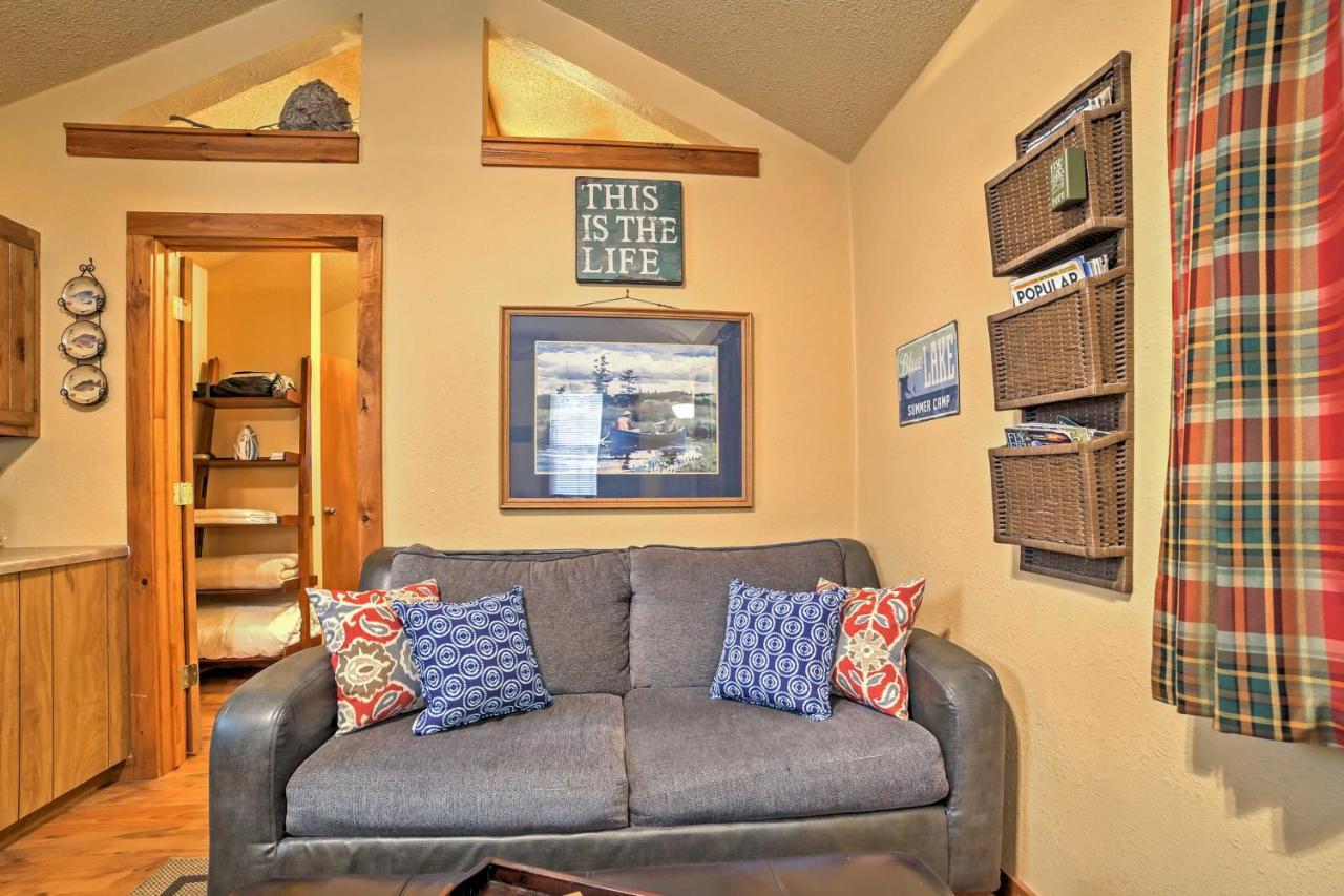 With Deck Near Table Rock Lake! Holiday home *