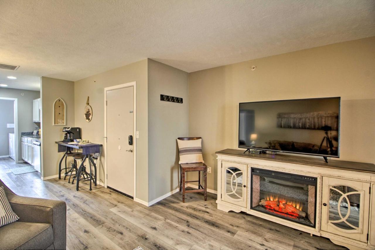 Apartment With Patio - 5 Mi To Sdc And Table Rock Lake! *