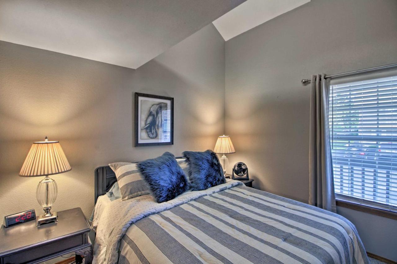 With Taneycomo Access! Apartment