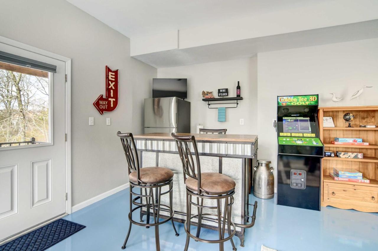 Secluded Escape With Pool And Game Room!