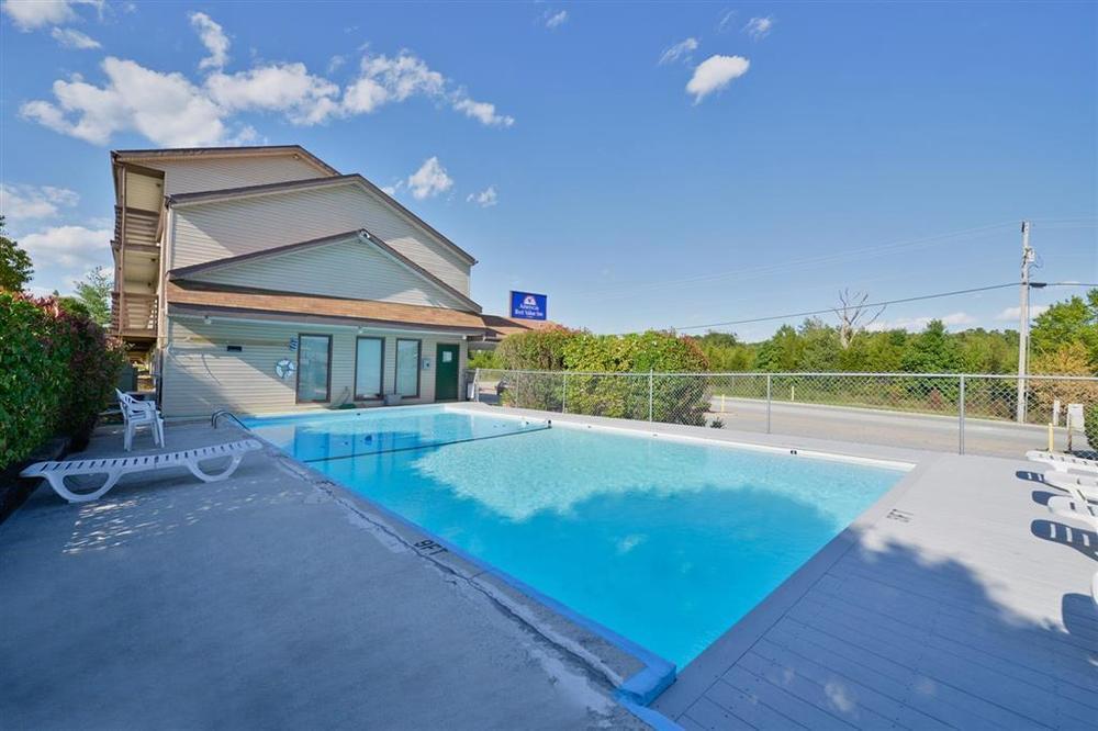 Motel Americas Value & - Near The Strip 2*