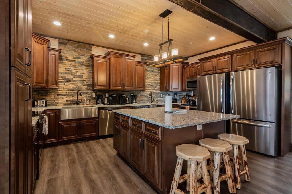 Lodge Staycation With Indoor Pool And Basketball Court
