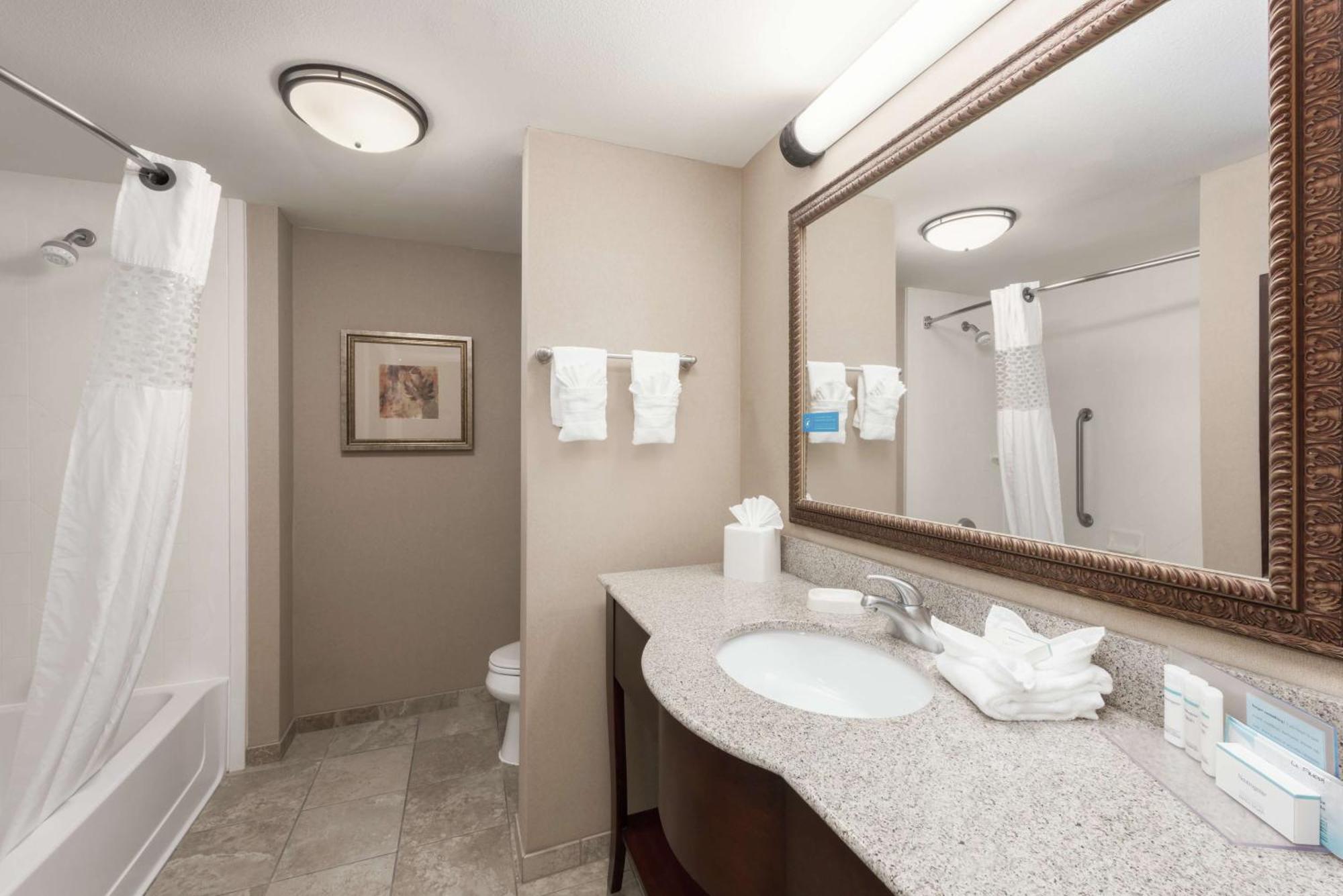 Hotel Hampton - Hills Branson