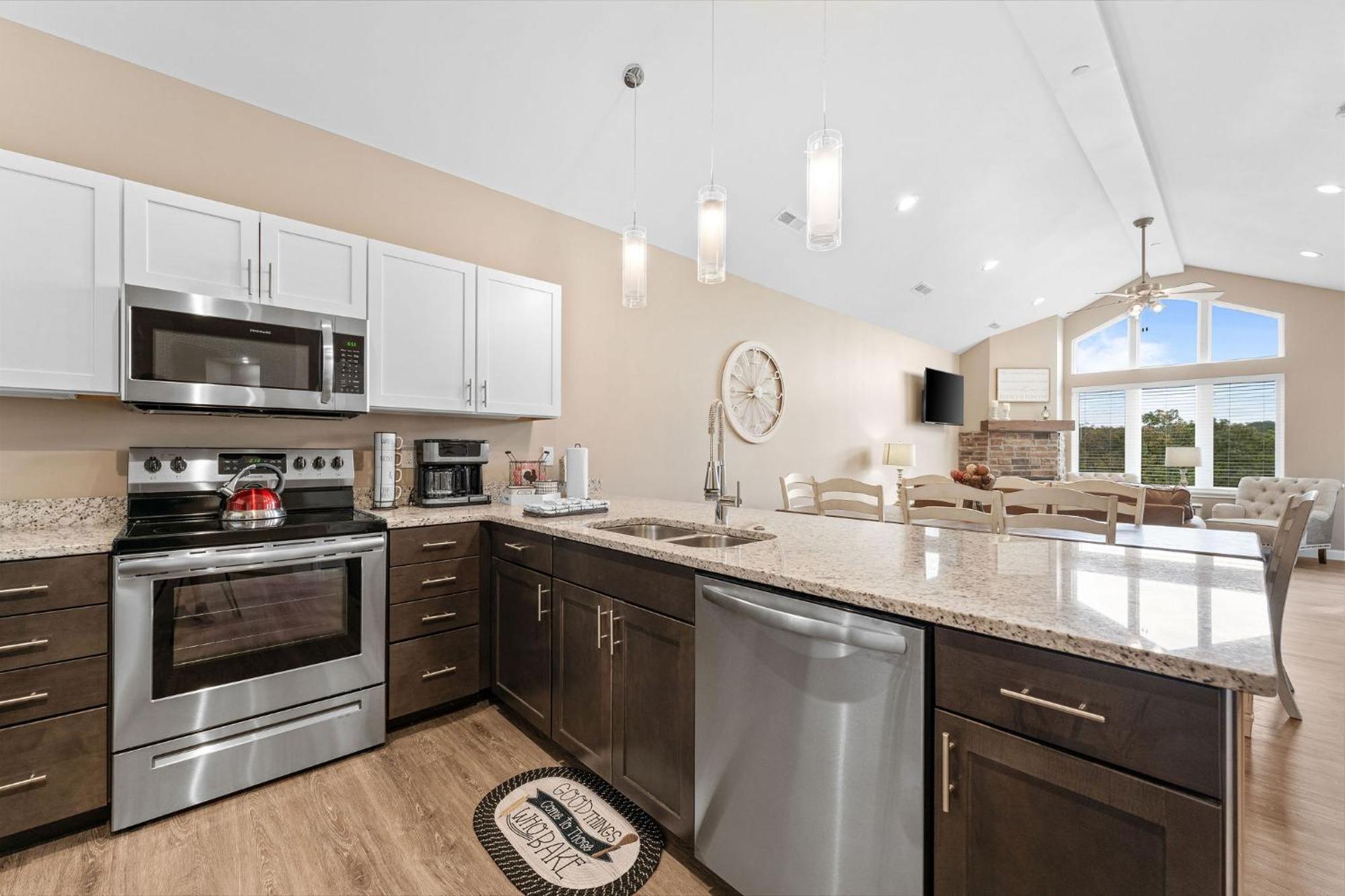 Apartment Spacious Retreat, Heart Of The City, Indoor Pool, Free Attraction Tickets!