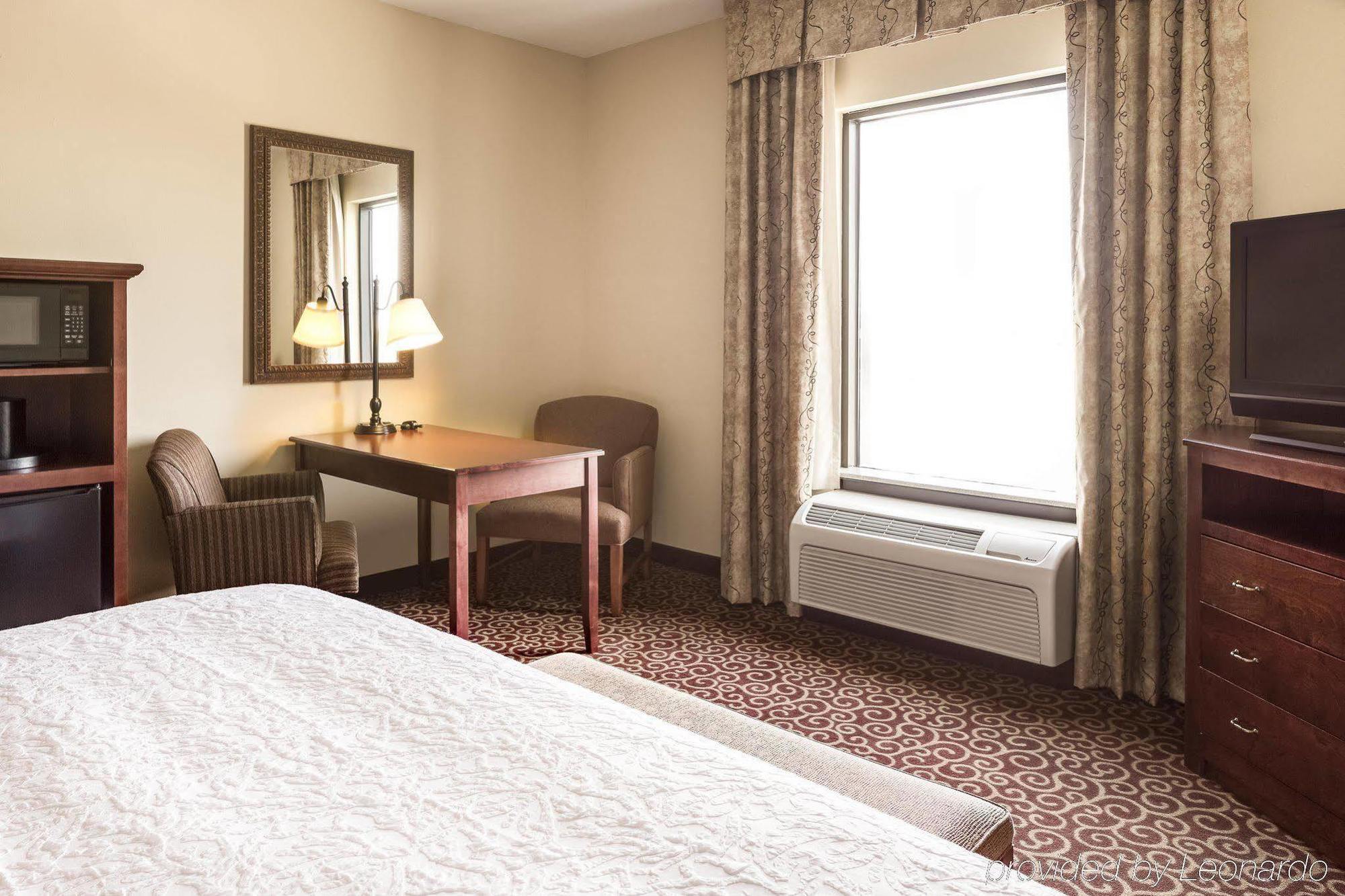Hotel Hampton - Hills Branson