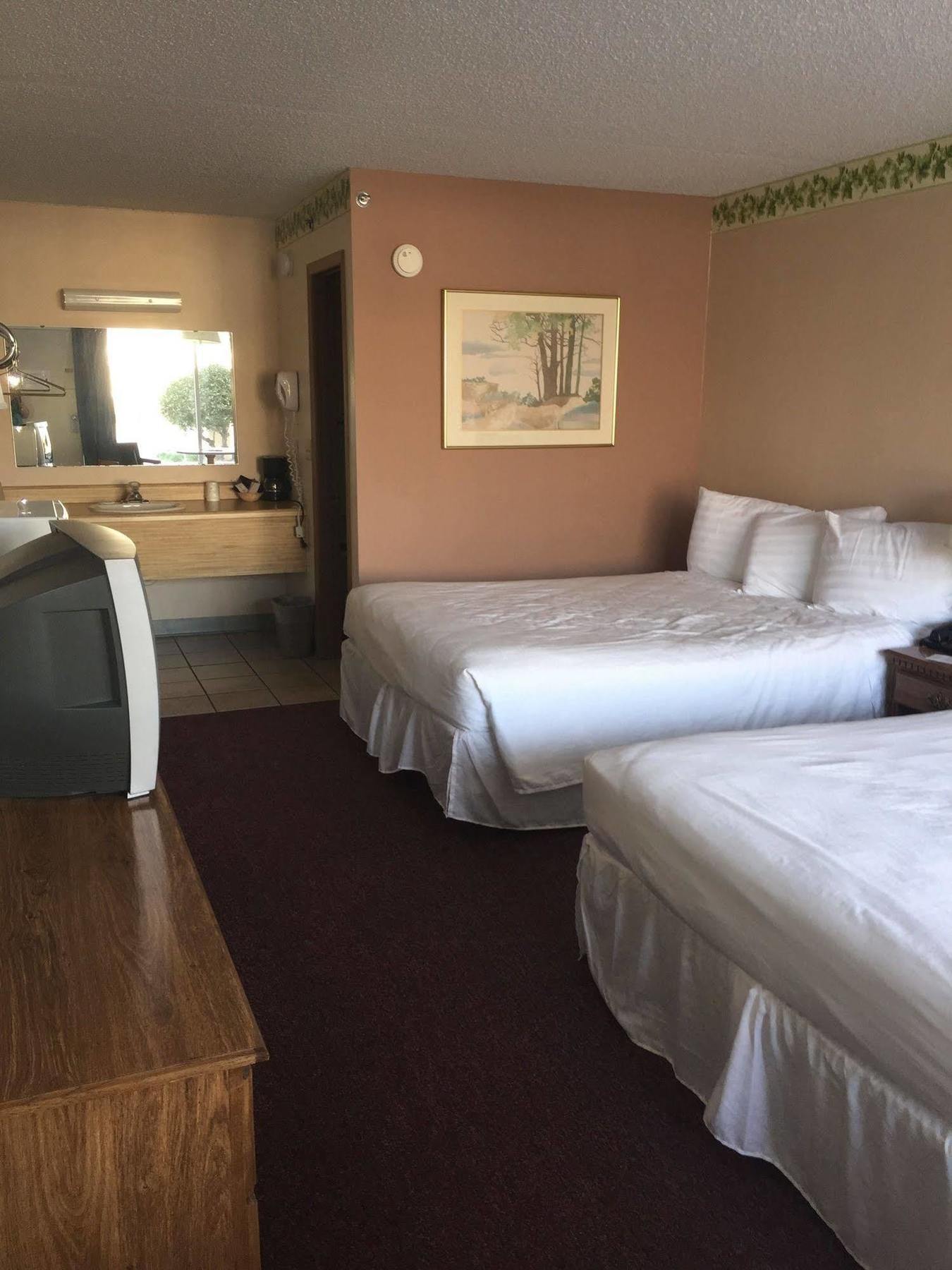 Willow Tree Hotel 2*