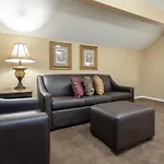 Surrey Vacation Resort By Capital Vacations