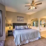 Spacious Condo About 4 Mi From Downtown Branson!