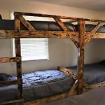 3 Bedroom Vacation Home Next To Silver Dollar City