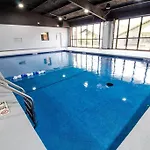 Pet Friendly Boho Condo With Pool--Fitness Center--Next To The Branson Landing--Close To Convention Center And Kanakuk